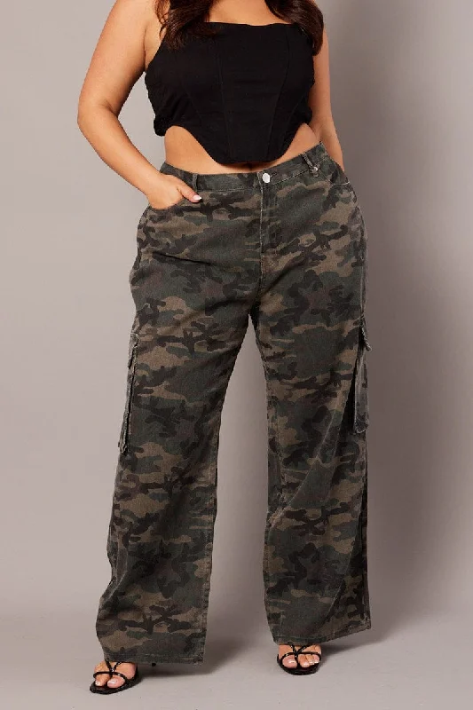 Weekend Comfort Wear Green Abstract Cargo Jeans High Rise