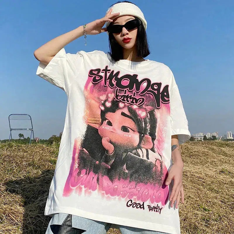 Trendy Looks Graffiti Strange Graphic Tee