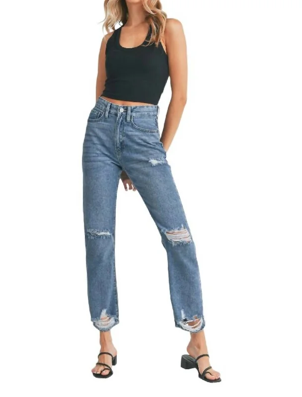 Cozy Street Style High Rise Ankle Length Jean In Medium Denim