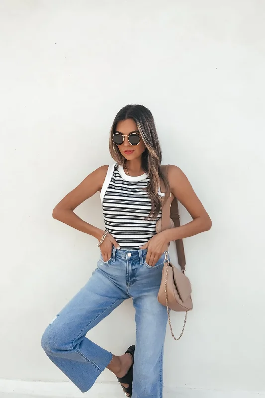 Effortless Outfits Black and White Striped Tank Top