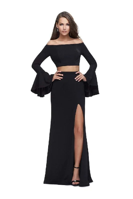 Weekend Comfort Wear La Femme - 25261 Flounce Sleeve Off Shoulder Two-Piece Jersey Gown Weekend Comfort Wear La Femme - 25261 Flounce Sleeve Off Shoulder Two-Piece Jersey Gown