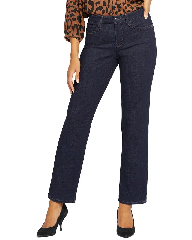 Versatile Outfits NYDJ Petites Relaxed Magical Slender Jean