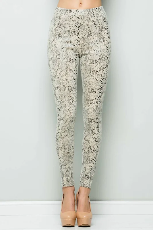 Easygoing Fashion Snake Skin Legging In Off White
