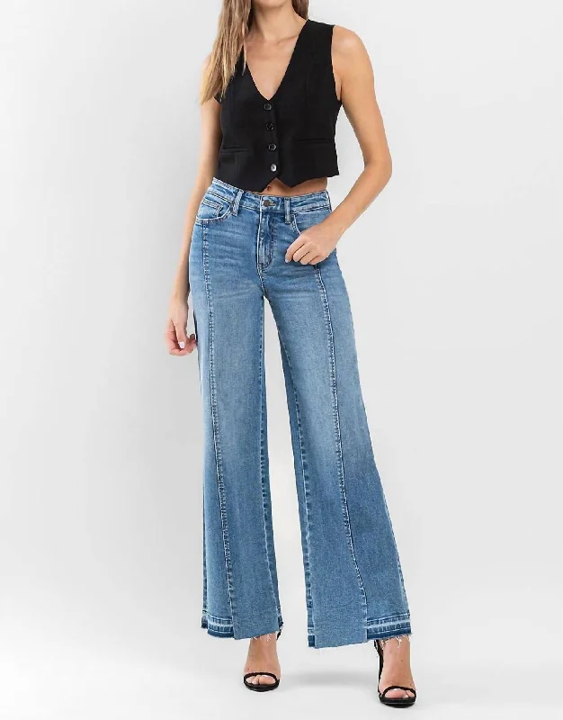 Comfortable Jackets Resolute Split Seam Jean In Medium Wash