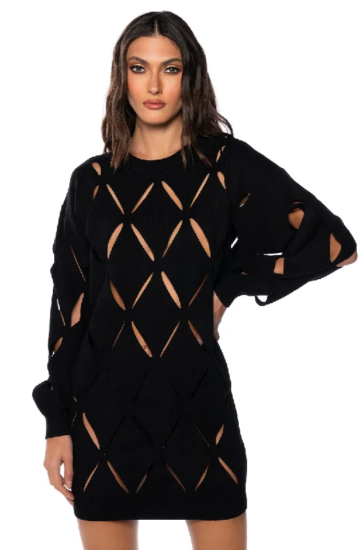 Soft Tops DIAMOND CUT OVERSIZED SWEATER DRESS
