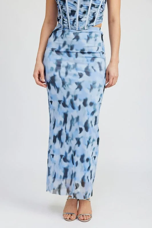 Relaxed Fashion PRINTED MESH MAXI SKIRT