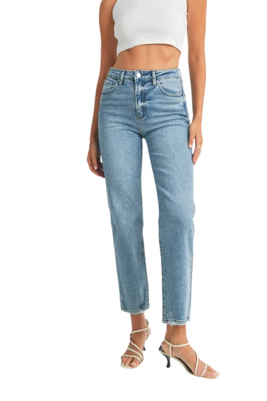 Cozy Fashion Sydney Straight Leg Jeans In Medium Denim