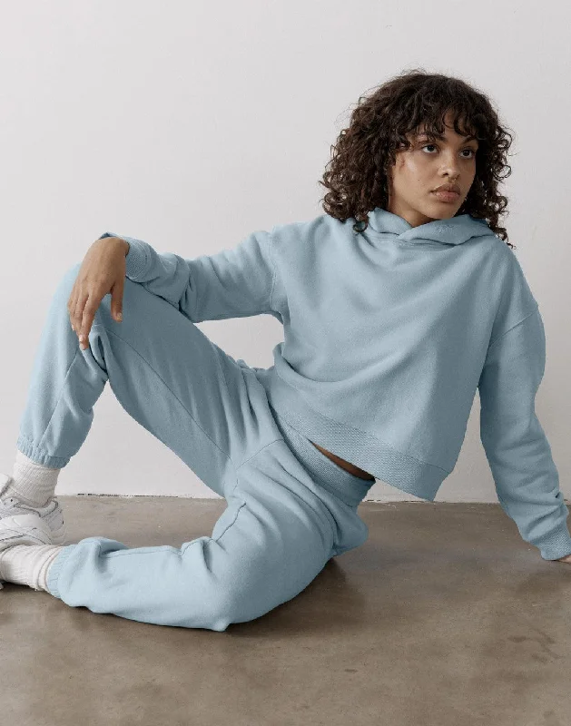Cozy Fashion Trends The Womens Pullover Crop Hoodie in Chalk Blue