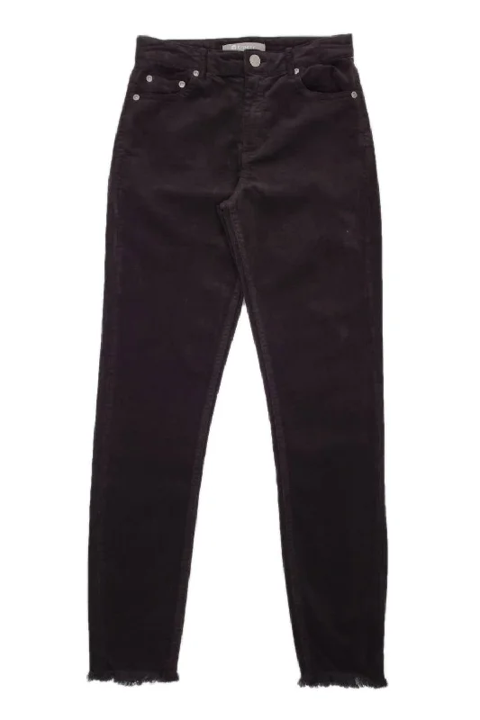 Comfortable Chic Corduroy Skinny W/ Fray Hem Jeans In Black