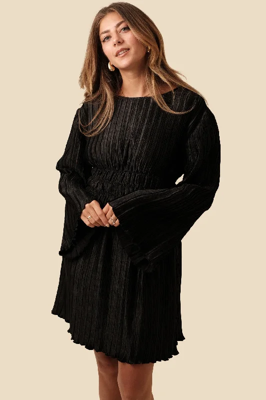 Elegant Casuals Zuri Black Pleated Flare Sleeve Mini Dress
