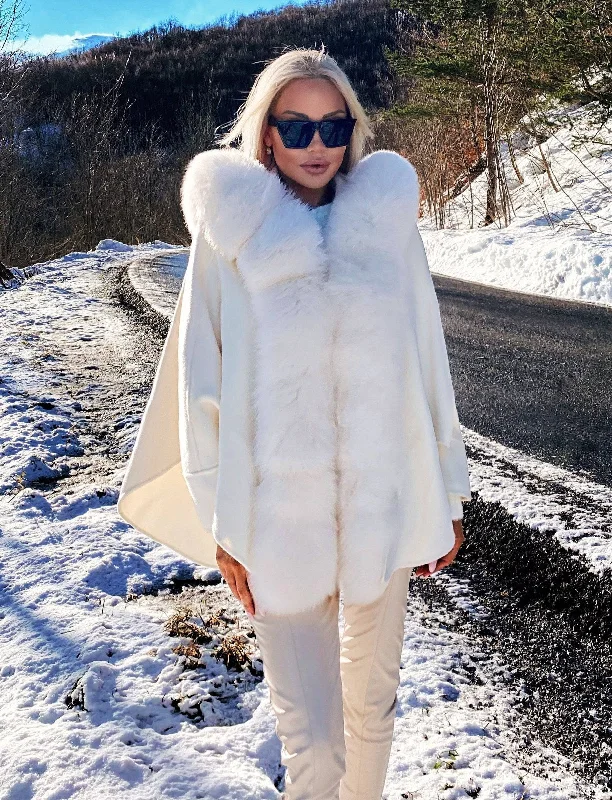 Cozy Fitting Oversized Australian Wool Fox Fur Trim Poncho sun White