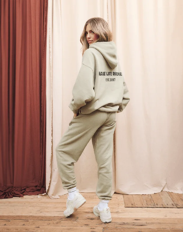 Weekend Comfort Wear Print Hoodie in Olive Green