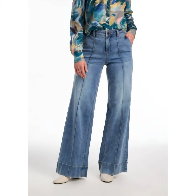 Light Fit Olivia Wide Leg Trouser Jeans In Medium Wash