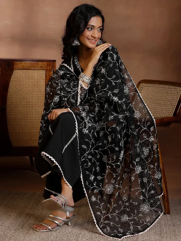 Stylish Casuals Black Yoke Design Silk Blend Straight Suit With Dupatta