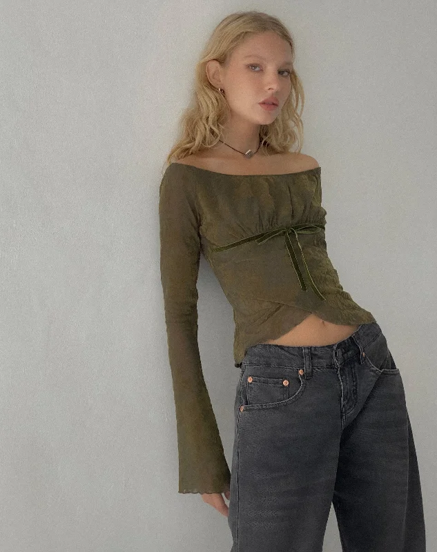 Easy-to-Wear Kareena Long Sleeve Bardot Top in Abstract Botanic Dark Olive