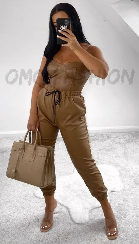 Versatile Style Faux Leather Look Joggers In Camel
