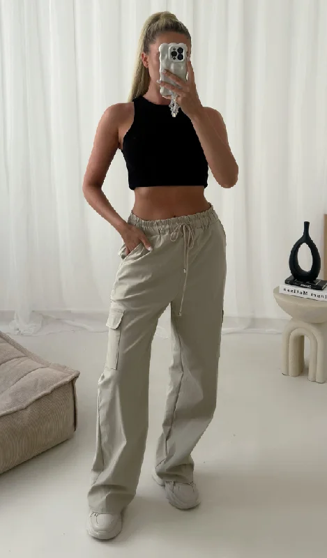 All-Day Style Lola Wide Leg Cargo Trousers