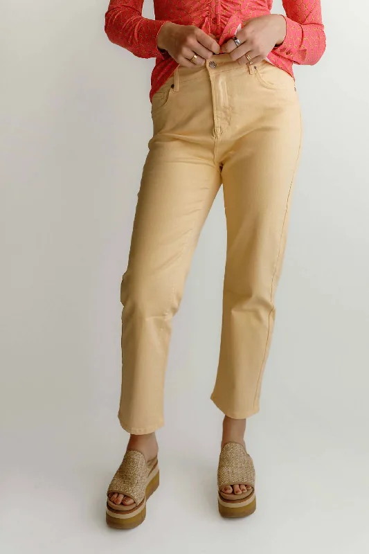 Elegant Fit Women's Trousers Straight Colored Jeans In Neutral