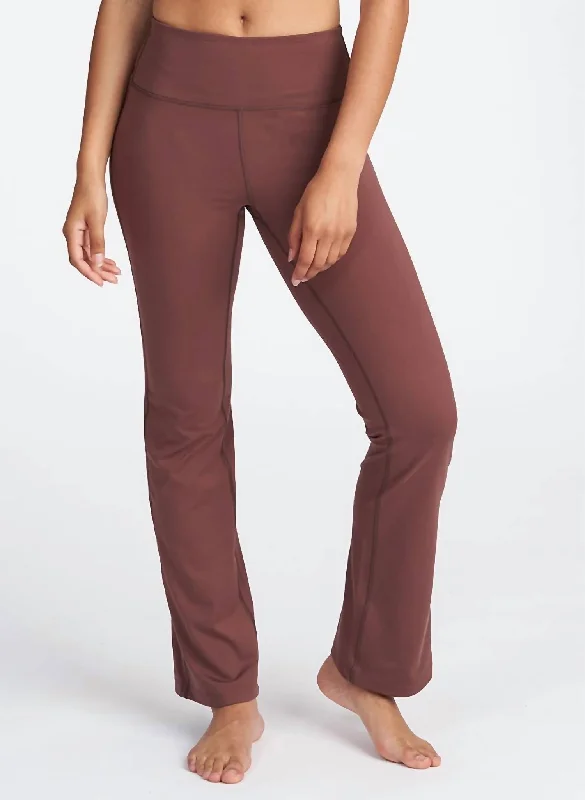 Light Fit Mini Bootcut Legging In Red
