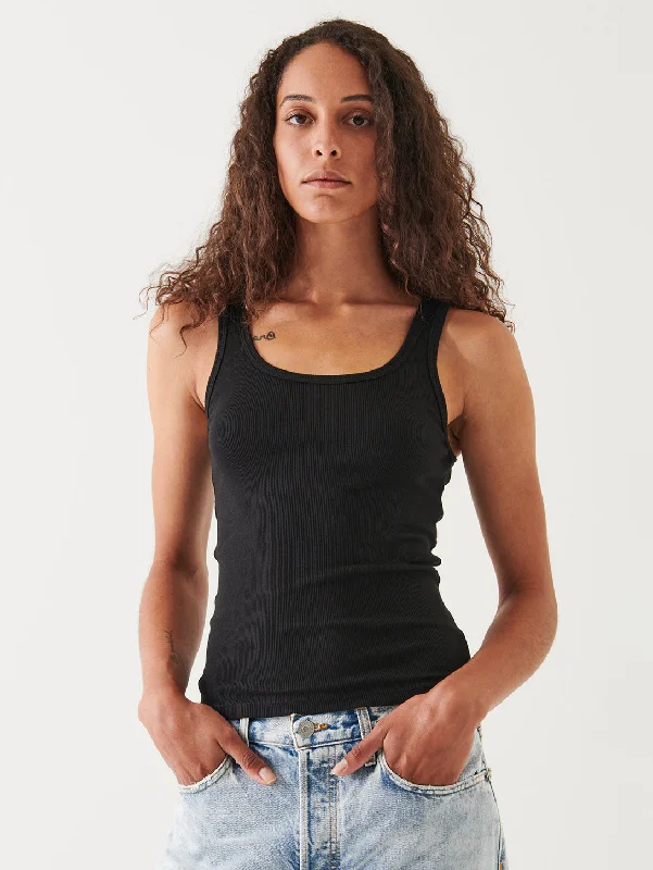 Casual Chic Looks Rib Scoop Tank Top