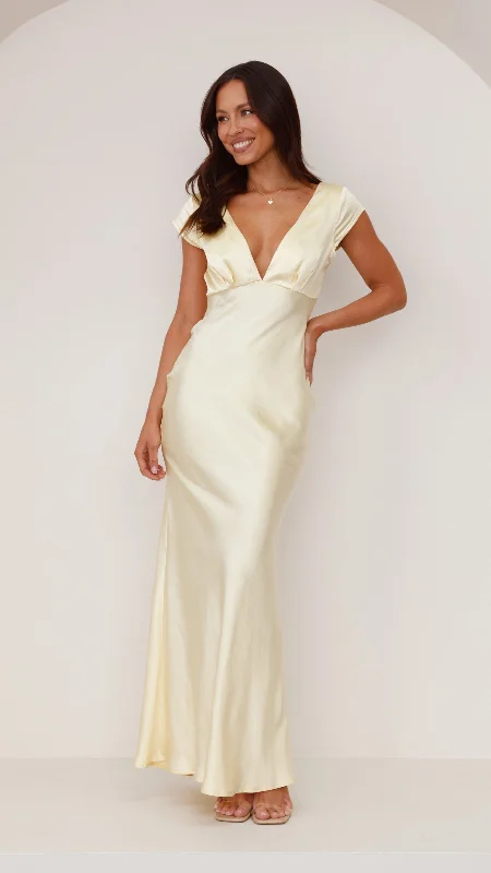 Elegant Casuals Amelia Maxi Dress - Yellow