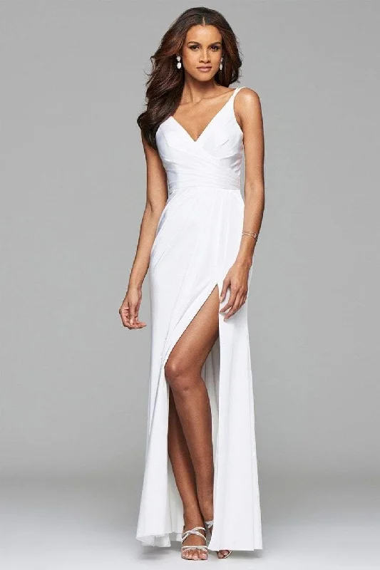 Trendy Comfort Wear Faviana - Satin Open Back With High Slit 7755