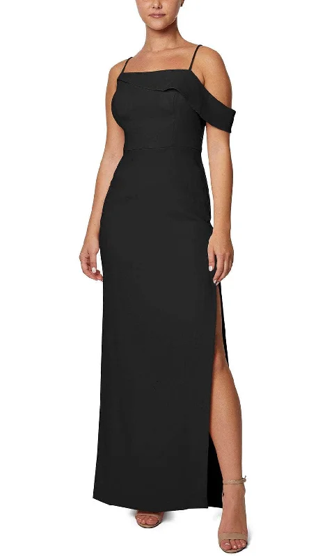 Elegant Wear Laundry HQ07W94 - Spaghetti Strap Crepe Evening Gown