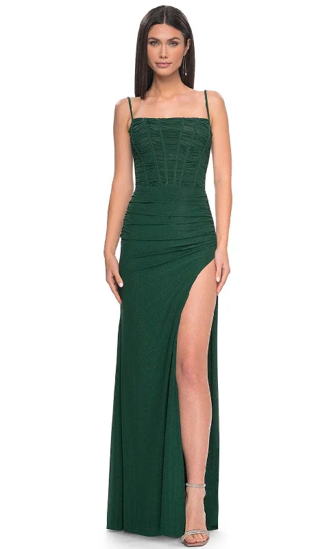 Classic Comfort La Femme 32161 - Corset High Slit Prom Dress